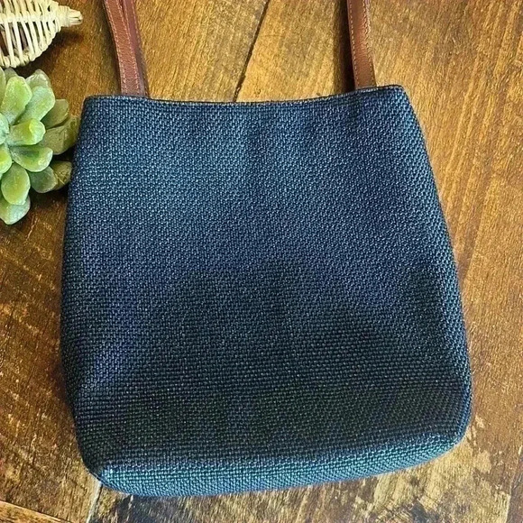 Unbranded | Navy Blue Canvas/Raffia Bag with Long Leather Straps, Made in Italy - Picture 4 of 8